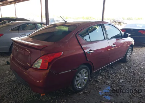 2018 Nissan Versa 1.6 Sv z USA, uszkodzony, nr VIN 3N1CN7AP8JL823480
